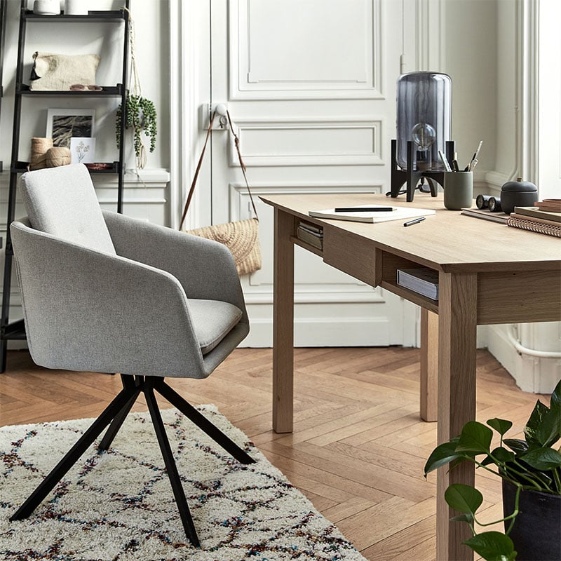 découvrez les dernières tendances en matière de tapis, des conseils pour économiser et un guide d'achat complet pour choisir le tapis idéal.